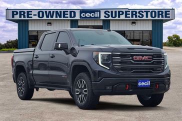 Used 2025 GMC Sierra 1500 AT4