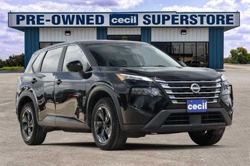 Used 2024 Nissan Rogue SV