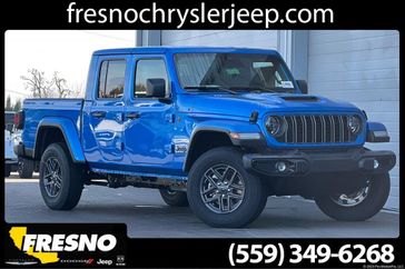 New 2026 Jeep Gladiator Sport S 4x4