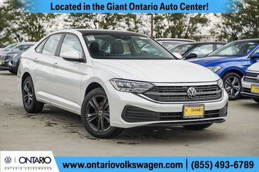 2024 Volkswagen Jetta 1.5T SE in a Opal White Pearl exterior color and Titan Blackinterior. Ontario Auto Center ontarioautocenter.com 