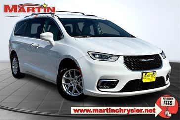 Used 2021 Chrysler Pacifica Touring L
