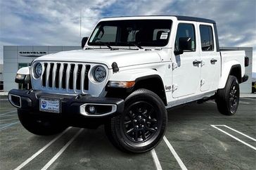 Used 2023 Jeep Gladiator Overland