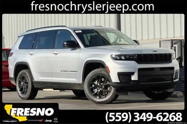 2024 Jeep Grand Cherokee L Altitude 4x4