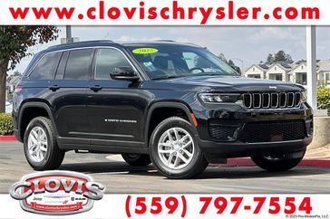 New 2025 Jeep Grand Cherokee Laredo X 4x2
