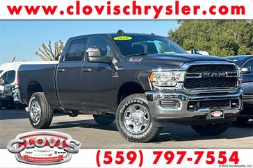 2024 RAM 2500 Tradesman Crew Cab 4x4 6'4' Box