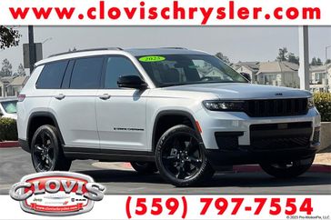 New 2025 Jeep Grand Cherokee L Altitude X 4x2