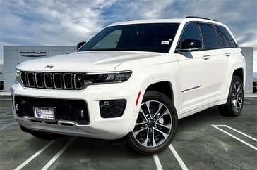 Used 2023 Jeep Grand Cherokee Overland