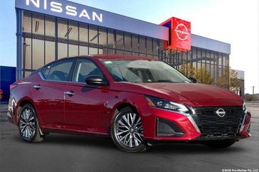 Used 2025 Nissan Altima 2.5 SV