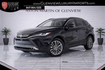 Used 2022 Toyota Venza XLE