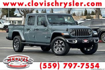 New 2026 Jeep Gladiator Sahara 4x4