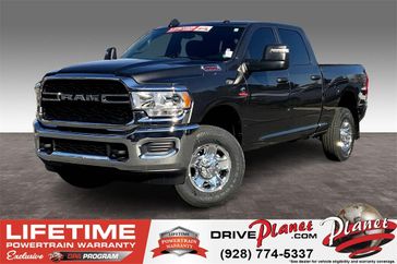 2024 RAM 2500 Tradesman Crew Cab 4x4 6'4' Box