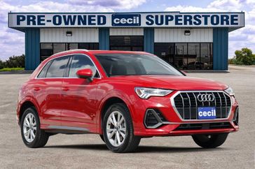 Used 2024 Audi Q3 Premium
