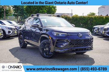 New 2025 Volkswagen Tiguan 2.0T SE R-Line Black