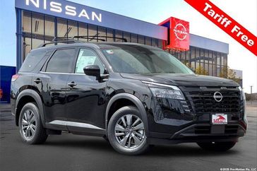 New 2026 Nissan Pathfinder SV