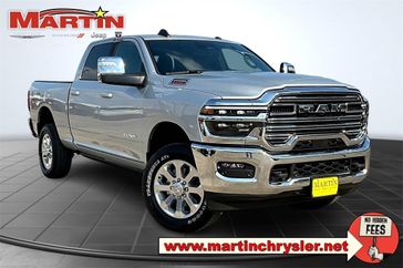 New 2026 RAM 2500 Laramie Crew Cab 4x4 6'4' Box
