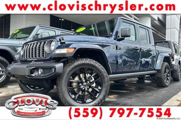 2025 Jeep Gladiator Nighthawk 4x4