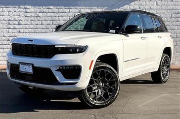 New 2025 Jeep Grand Cherokee Summit 4x4