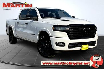 New 2026 RAM 1500 Laramie Crew Cab 4x4 5'7' Box