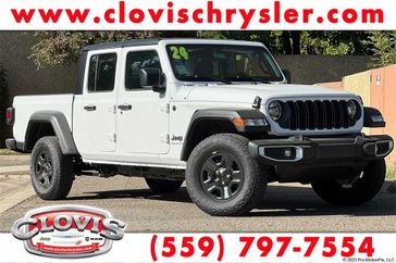 2024 Jeep Gladiator Sport