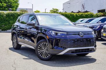 New 2025 Volkswagen Tiguan 2.0T S