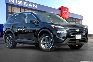 Used 2024 Nissan Rogue SV