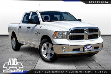 2024 RAM 1500 Classic Tradesman Crew Cab 4x4 5'7' Box