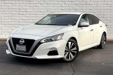 2021 Nissan Altima 2.5 SV