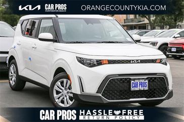 New 2025 Kia Soul LX