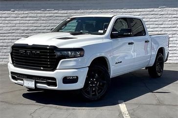 2025 RAM 1500 Laramie Crew Cab 4x4 5'7' Box