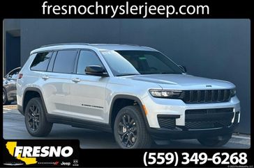 New 2025 Jeep Grand Cherokee L Altitude 4x4