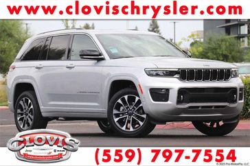 2022 Jeep Grand Cherokee Overland