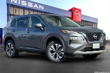 Used 2023 Nissan Rogue SV