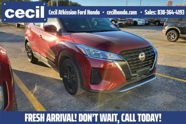 Used 2023 Nissan Kicks SV