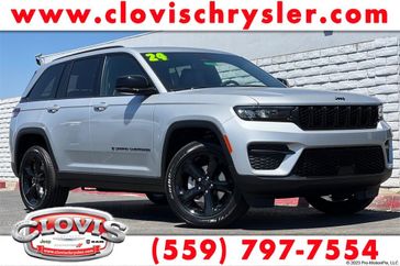 2024 Jeep Grand Cherokee Altitude 4x2