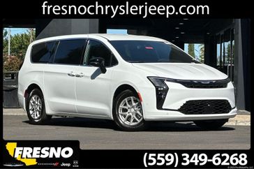New 2027 Chrysler Pacifica Select
