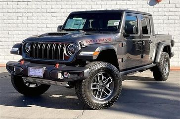 New 2026 Jeep Gladiator Mojave 4x4
