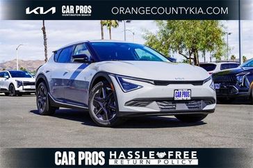 New 2025 Kia EV6 Light Long Range