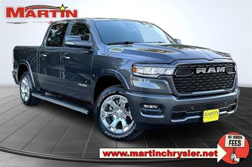 New 2026 RAM 1500 Big Horn Crew Cab 4x2 5'7' Box