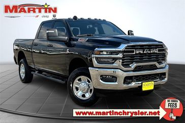New 2026 RAM 2500 Tradesman Crew Cab 4x4 6'4' Box