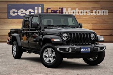 2023 Jeep Gladiator Sport