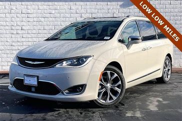 Used 2020 Chrysler Pacifica Limited