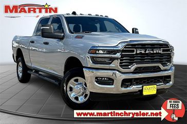 New 2025 RAM 2500 Tradesman Crew Cab 4x4 6'4' Box
