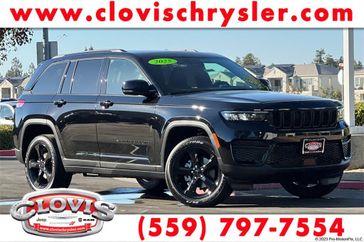 New 2025 Jeep Grand Cherokee Altitude X 4x4