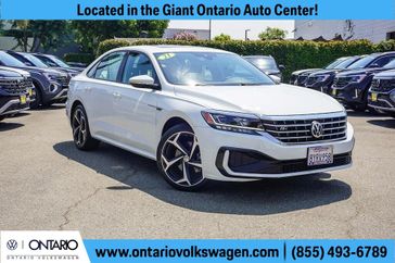 Used 2021 Volkswagen Passat 2.0T R-Line