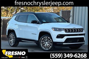 2024 Jeep Compass Limited 4x4 in a Bright White Clear Coat exterior color and Blackinterior. Fresno Chrysler Dodge Jeep RAM 559-206-5254 fresnochryslerjeep.com 
