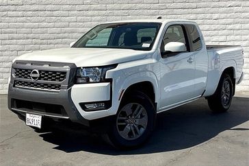 Used 2025 Nissan Frontier SV