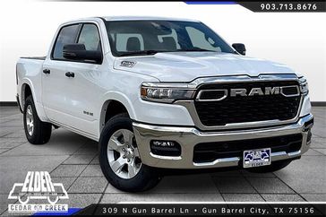 2025 RAM 1500 Lone Star Crew Cab 4x4 5'7' Box