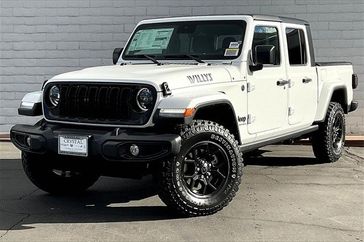 2024 Jeep Gladiator Willys 4x4