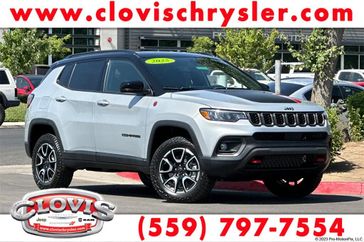 2025 Jeep Compass Trailhawk 4x4