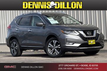 Used 2017 Nissan Rogue SL